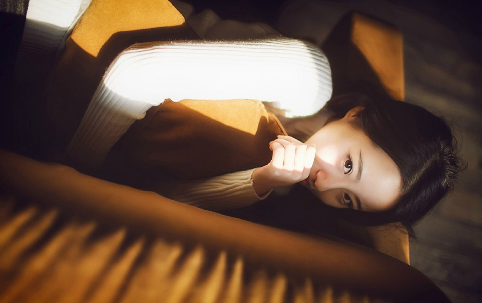 你们的偶像是明星，我的偶像是卫星。——韩寒《后会无期》